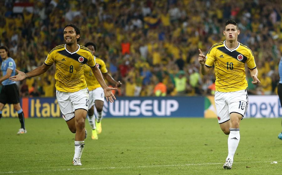 “黄袍”加身，里约热内卢基督像穿上黄潜球衣（里约基督像披上黄潜战袍）