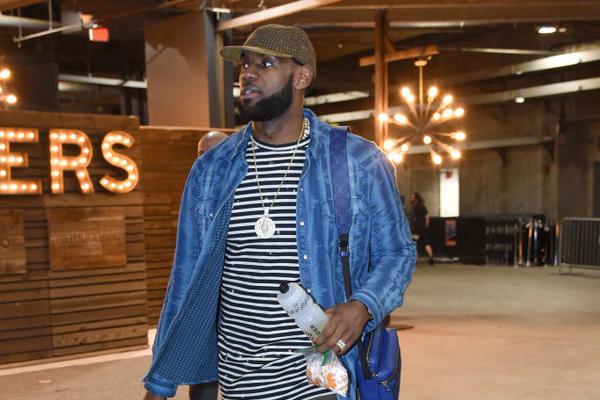 马丁内斯：C罗首发是因为进球高效，如今没有不劳而获的事（马丁内斯：C罗凭高效进球赢得首发，如今没有不劳而获）