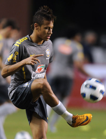 加拿大主帅：加拿大有机会拿小组第一；若能对阵意大利会很好（加拿大主帅：小组头名有望；若能遇上意大利将很理想）